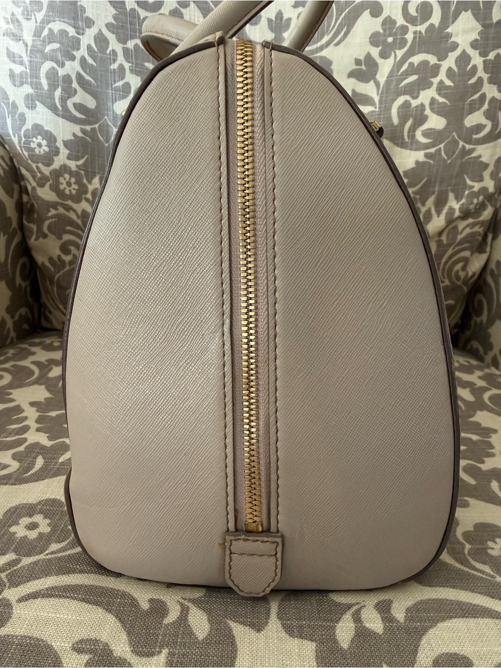 MCM Beige/Taupe Leather Dome Satchel with Gold Hardware - Picture 4 of 16